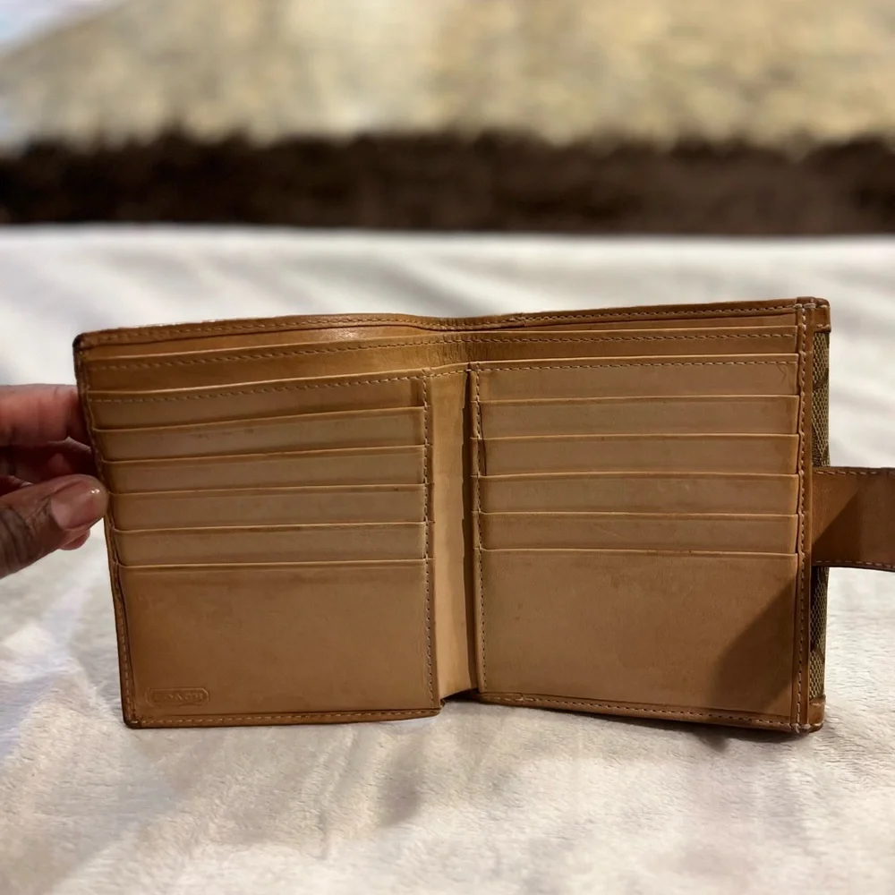 Coach Tan and Brown Signature Wallet - Picture 3 of 3